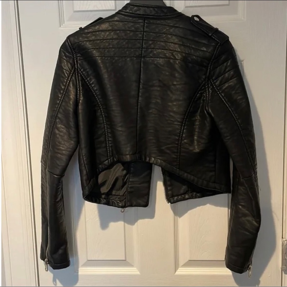 Members only leather jacket women worn once - Picture 2 of 2